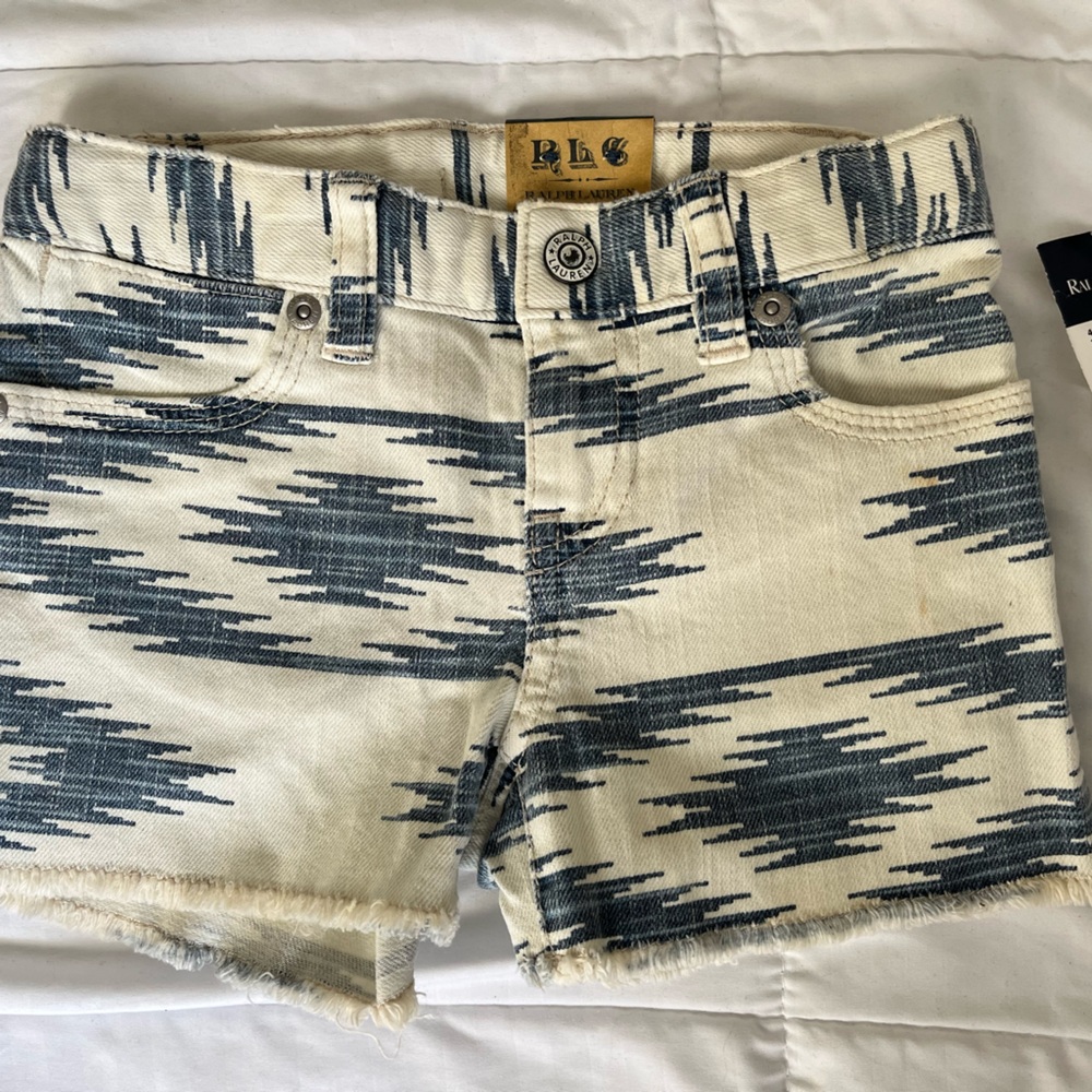 Ralph Lauren Toddler denim shorts. Blue and Cream colored. NWT